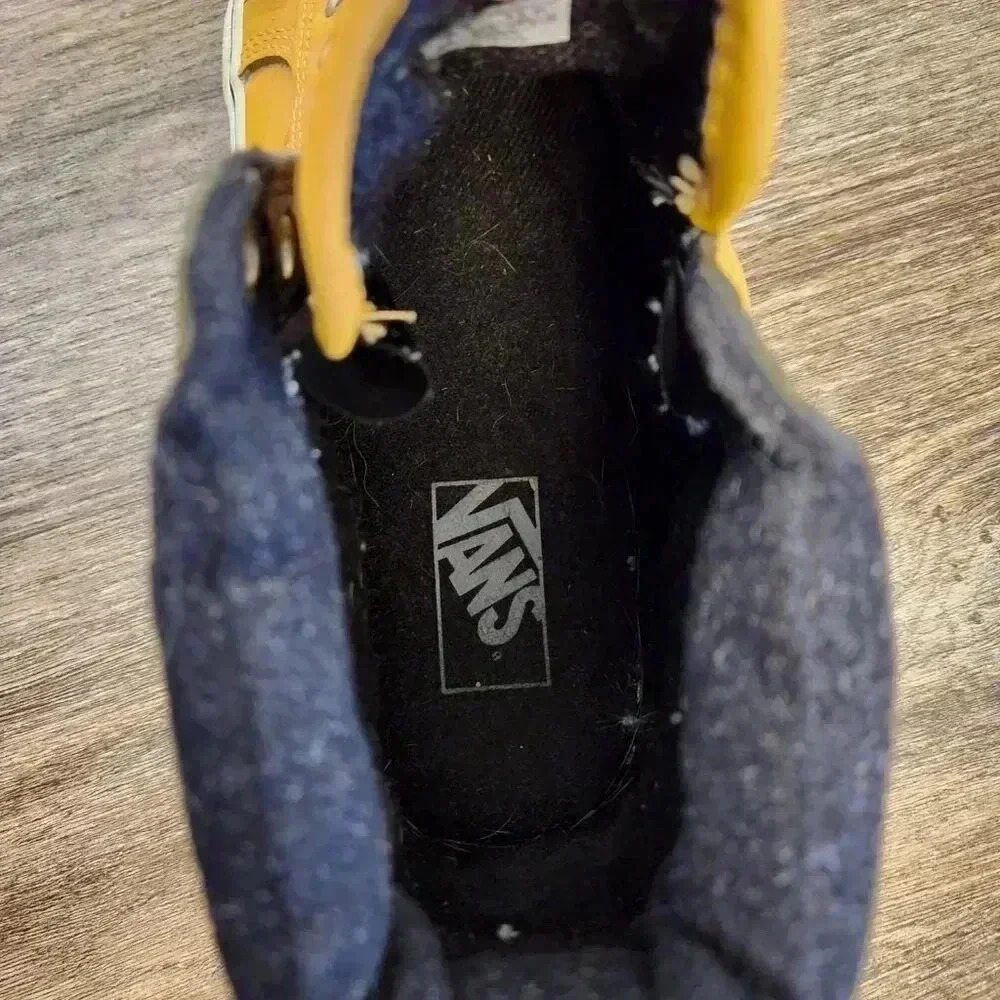 Vans yellow All Weather MTE shoe - unisex Mens 9 Womens 11 - Picture 6 of 10